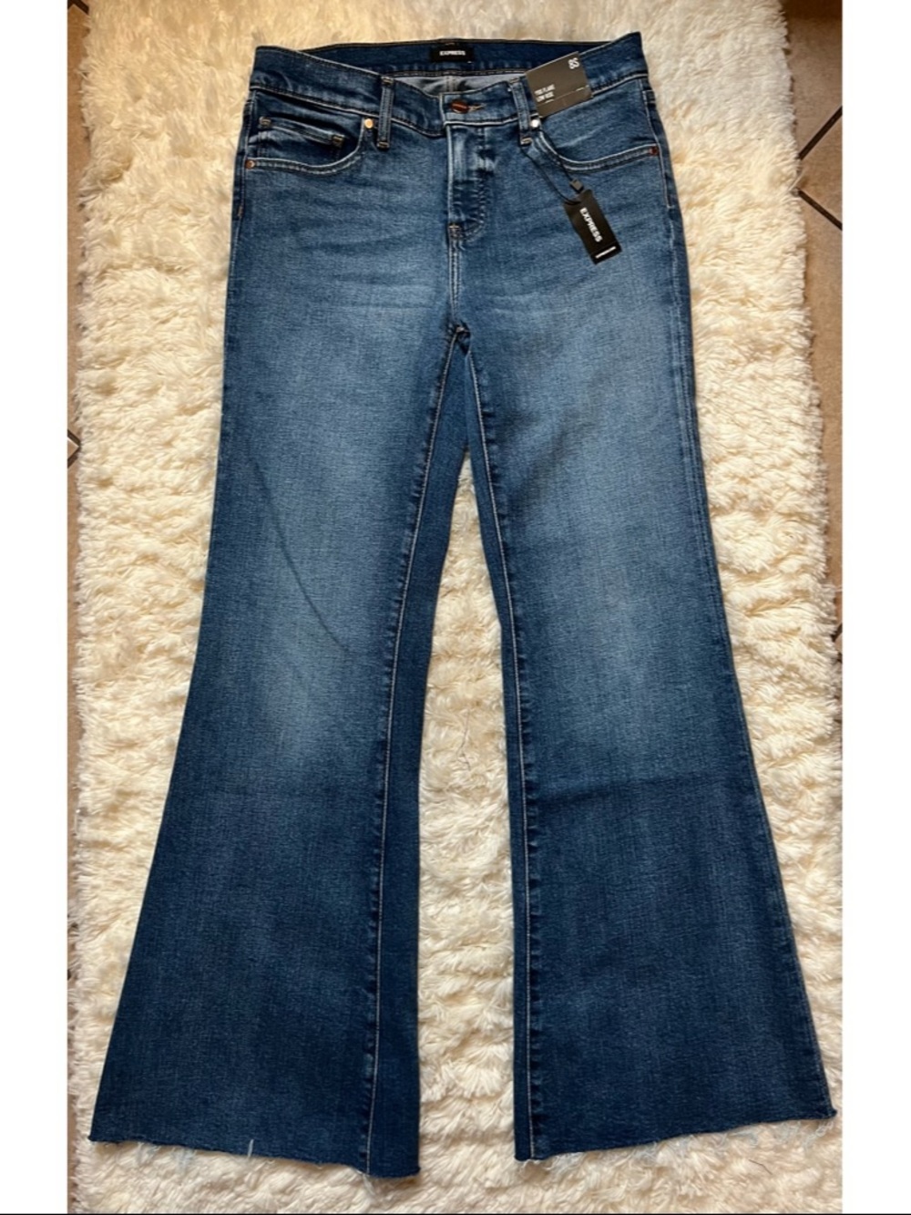 Express 70s Flare Low Rise Jeans Size 8S Dark Blue Denim Wash Distressed Raw Hem